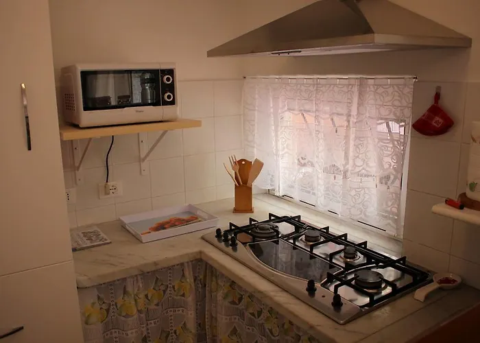 Feriehus Amaryllis Romito Magra